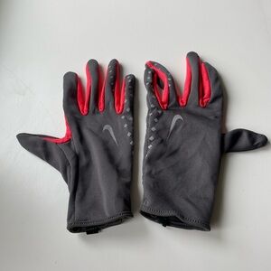 Women’s Gray and Red Nike Gloves. Used